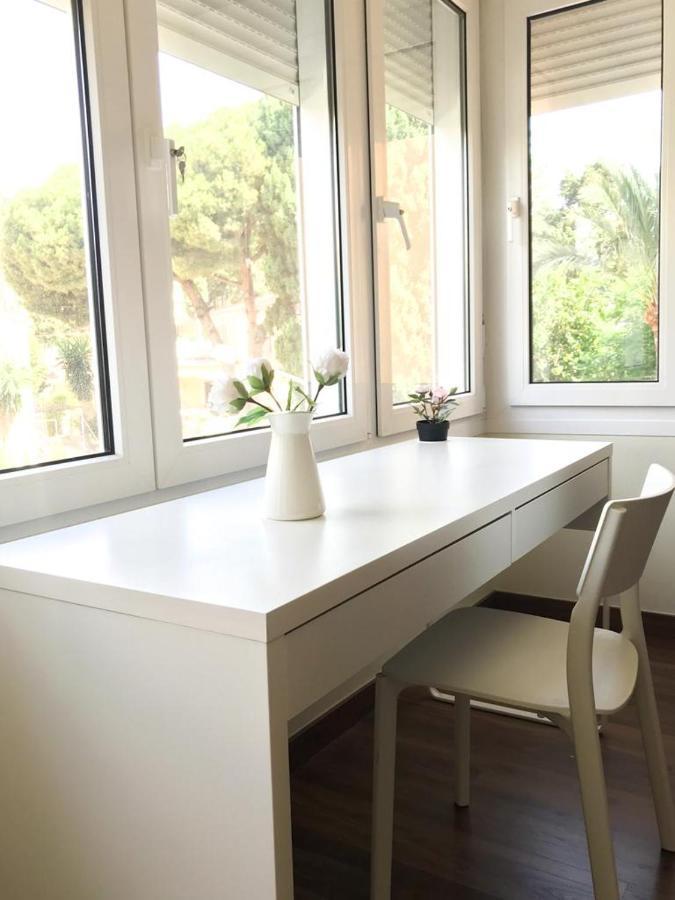 Carihuela Beach Suite Apartment Торремолинос Экстерьер фото